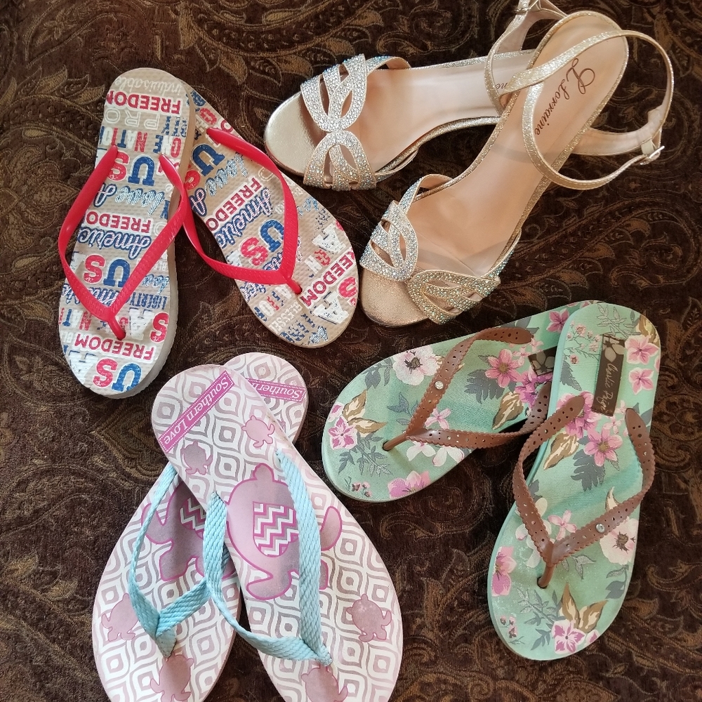 Cute shoes!! Set of 4! Plus slippers!